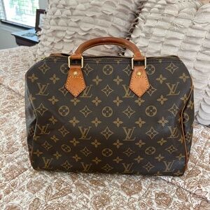 Authentic Louis Vuitton Speedy 30 Monogram EUC